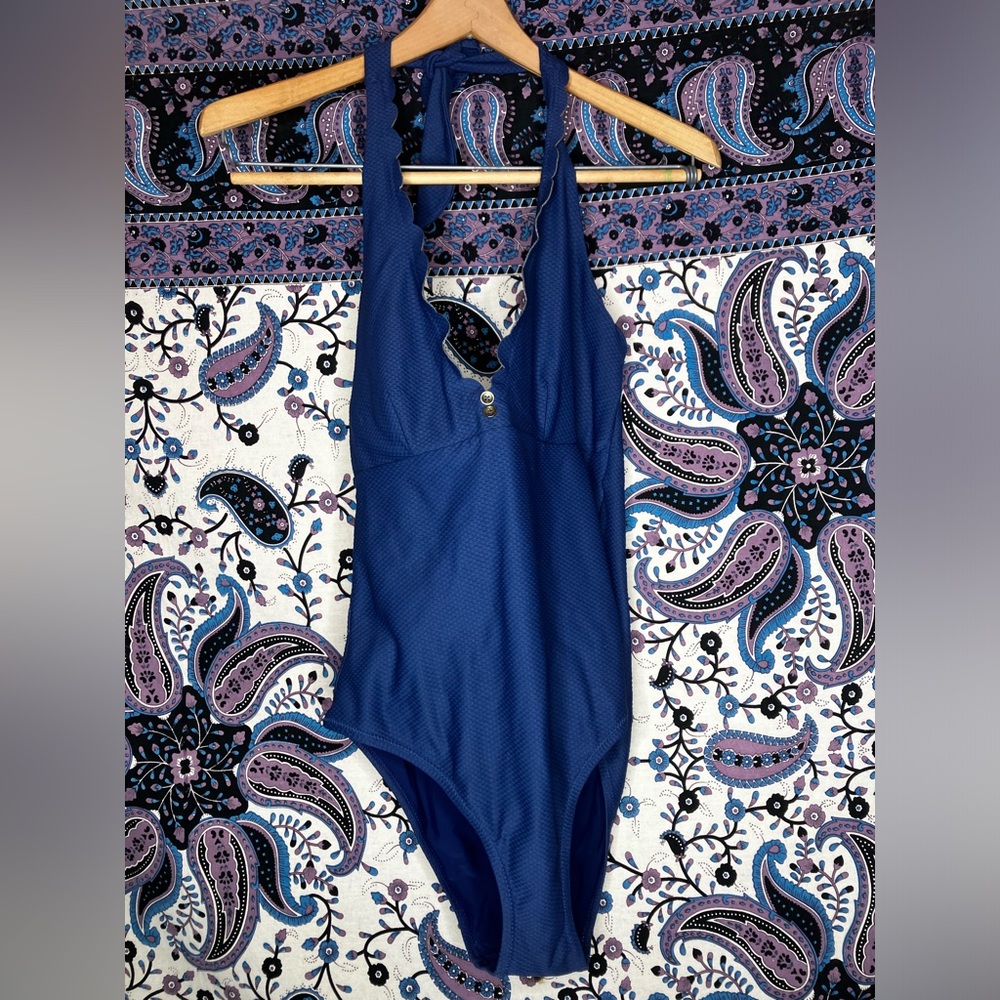 Heidi Klein scalloped one piece swimsuit L